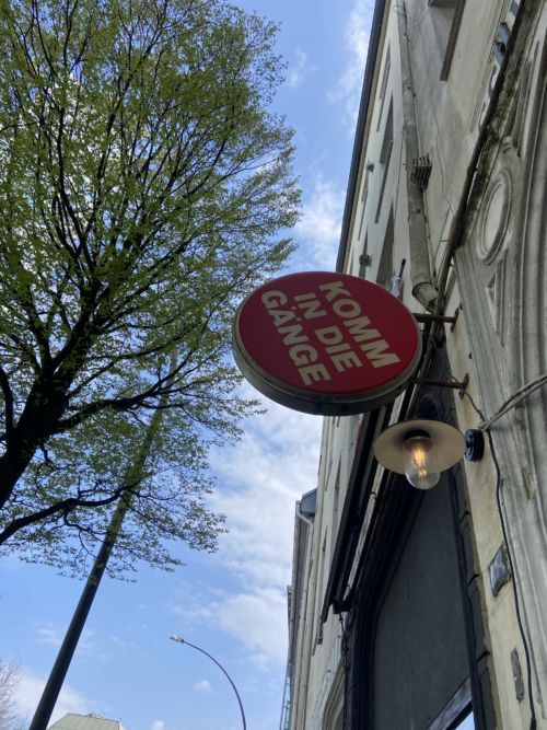 In Gang kommen