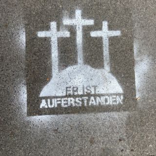 Aufgestanden