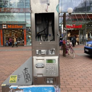 Telefonzelle 2025