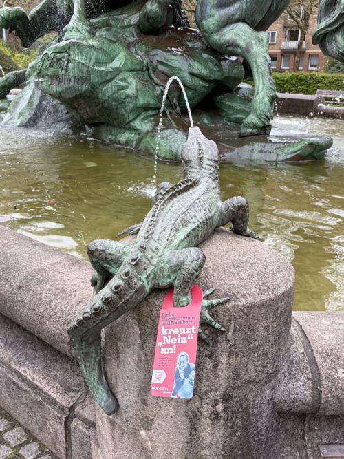 Nachbarinnen und Nachbarn