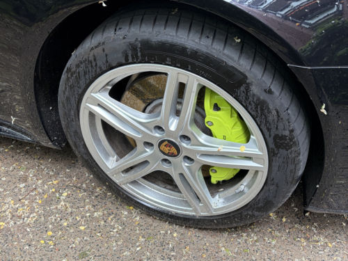 Gelbe Bremssättel?